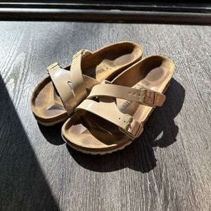 Birkenstock Yao Sand Patent Sandals